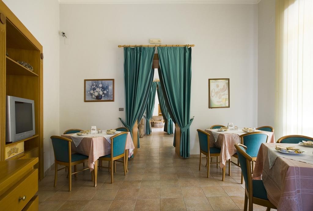 Hotel Vittoria Sapri Zewnętrze zdjęcie